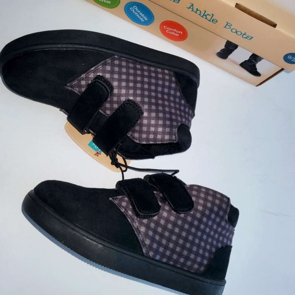 Lily & Dan Hightop Sneakers